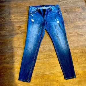 Low Rise Kut From Kloth Distressed Jeans